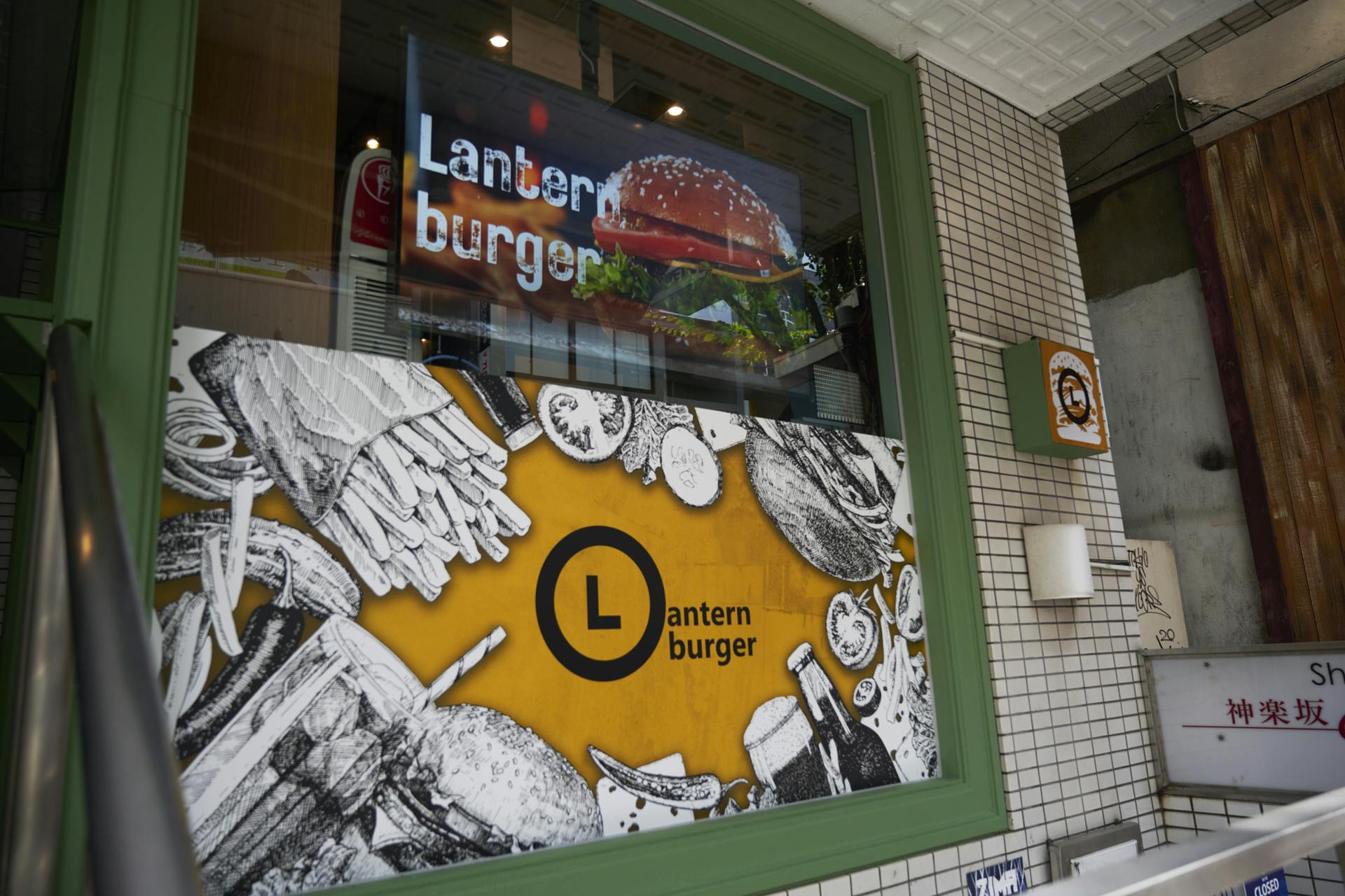 lanternburgerの店内