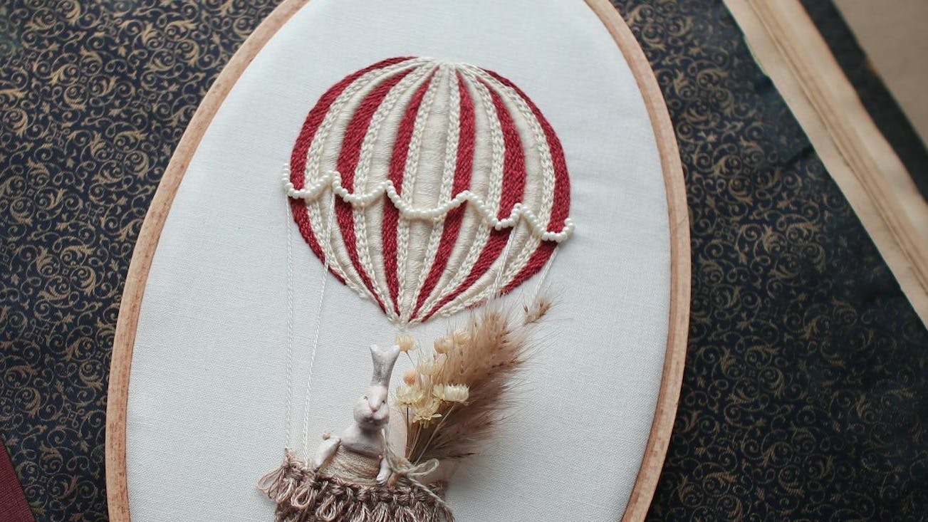 気球デザインの刺繍