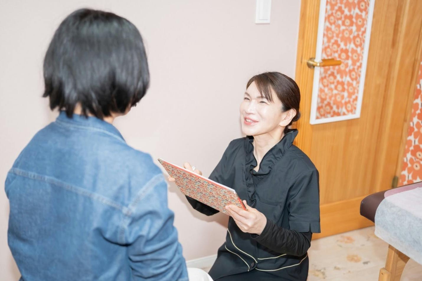 施術で使用する最新の脱毛マシン